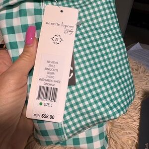 Nanette Lepore Green and White Gingham compression leggings.